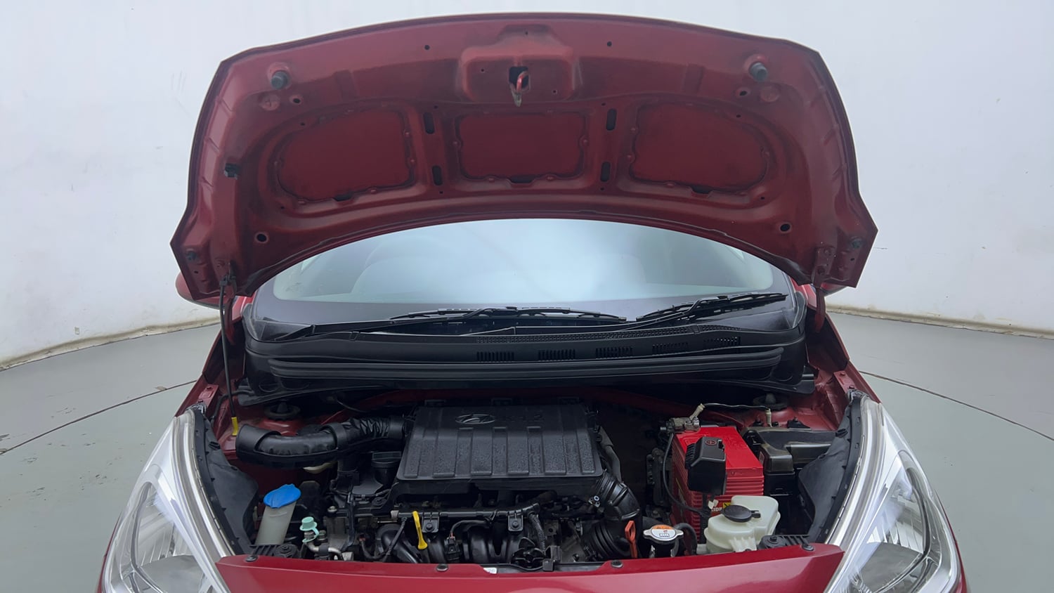 Used 2017 Hyundai Grand i10 Magna AT 1.2 Kappa VTVT Petrol Automatic engine ENGINE & BONNET OPEN FRONT VIEW