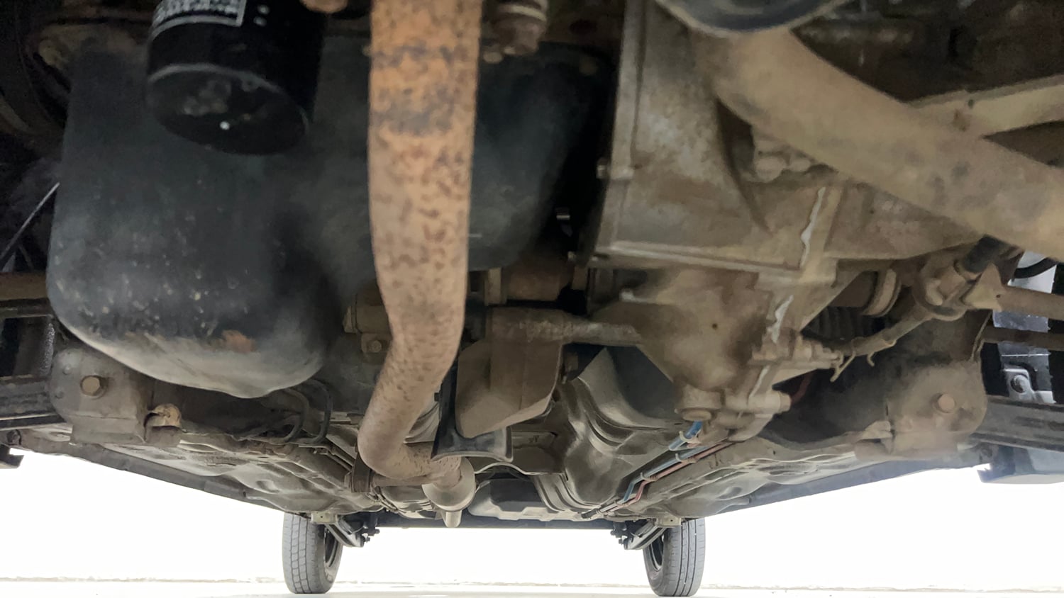 Used 2020 Maruti Suzuki Alto 800 Vxi Plus Petrol Manual extra FRONT LEFT UNDERBODY VIEW