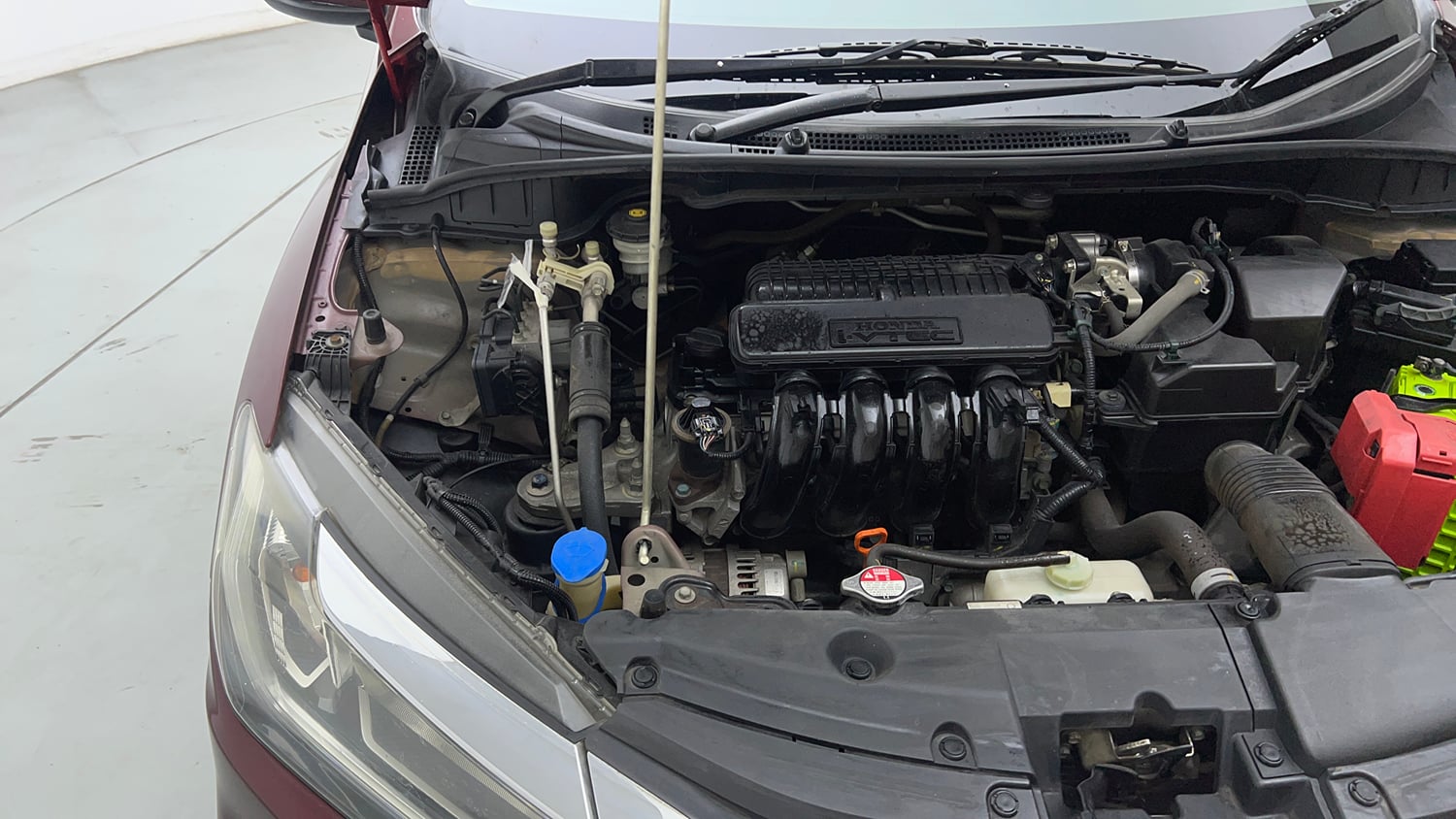Used 2017 Honda City V Petrol Petrol Manual engine ENGINE RIGHT SIDE VIEW
