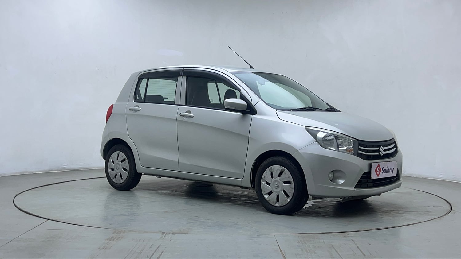 Used 2016 Maruti Suzuki Celerio ZXi AMT Petrol Automatic exterior RIGHT FRONT CORNER VIEW