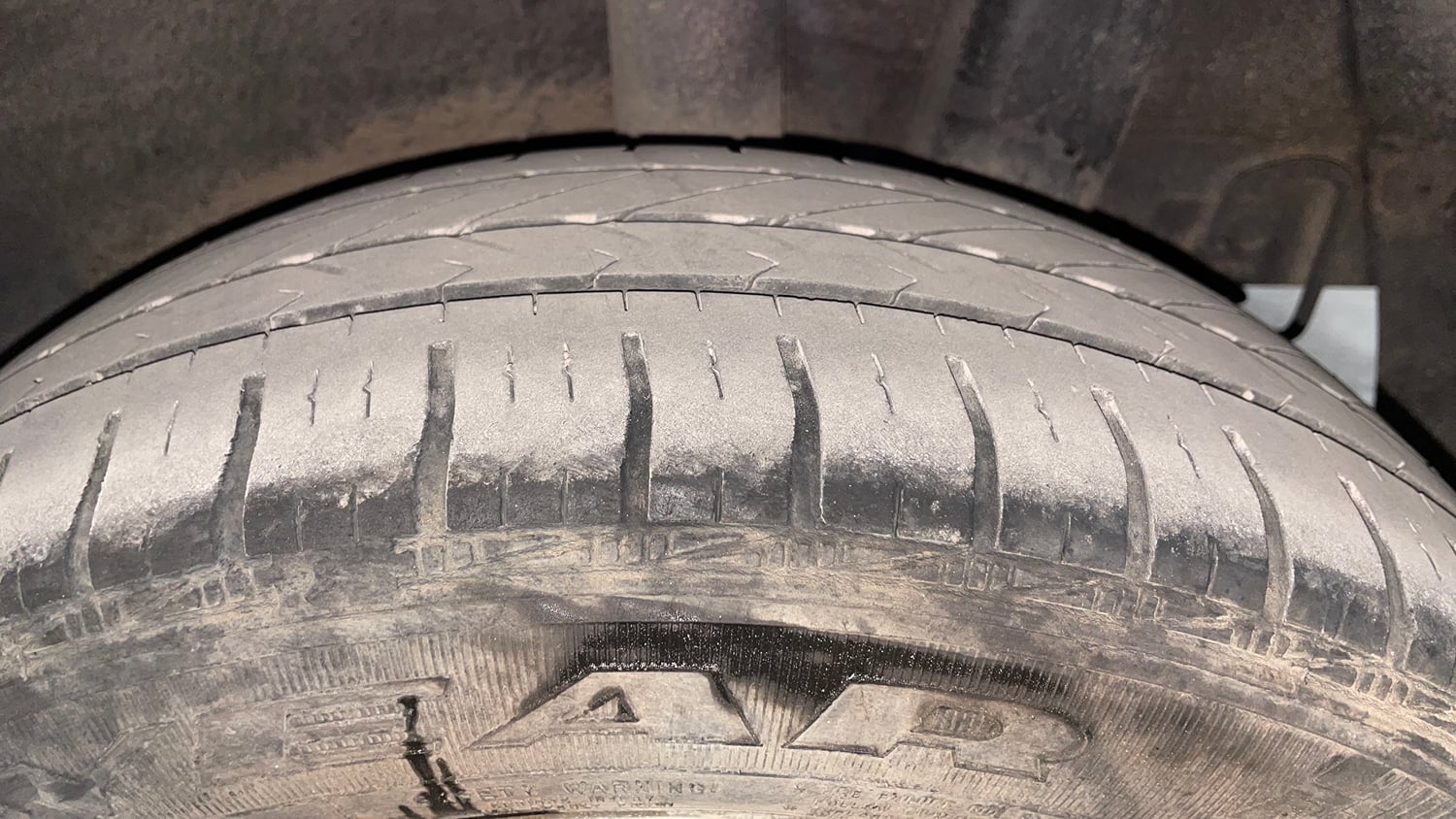 Used 2015 Hyundai Grand i10 Asta AT 1.2 Kappa VTVT Petrol Automatic tyres LEFT REAR TYRE TREAD VIEW