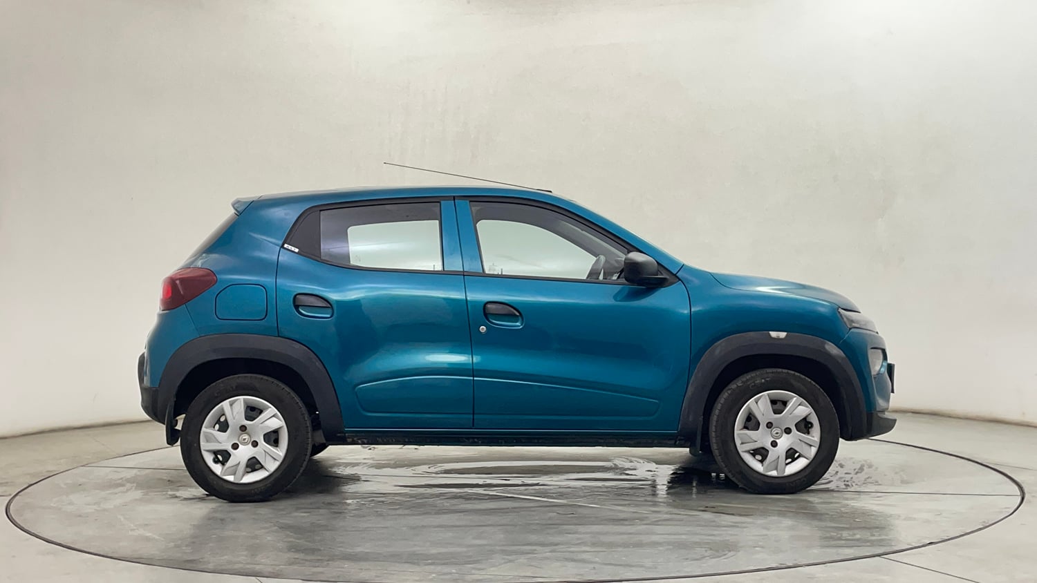 Used 2020 Renault Kwid RXT Petrol Manual exterior RIGHT SIDE VIEW