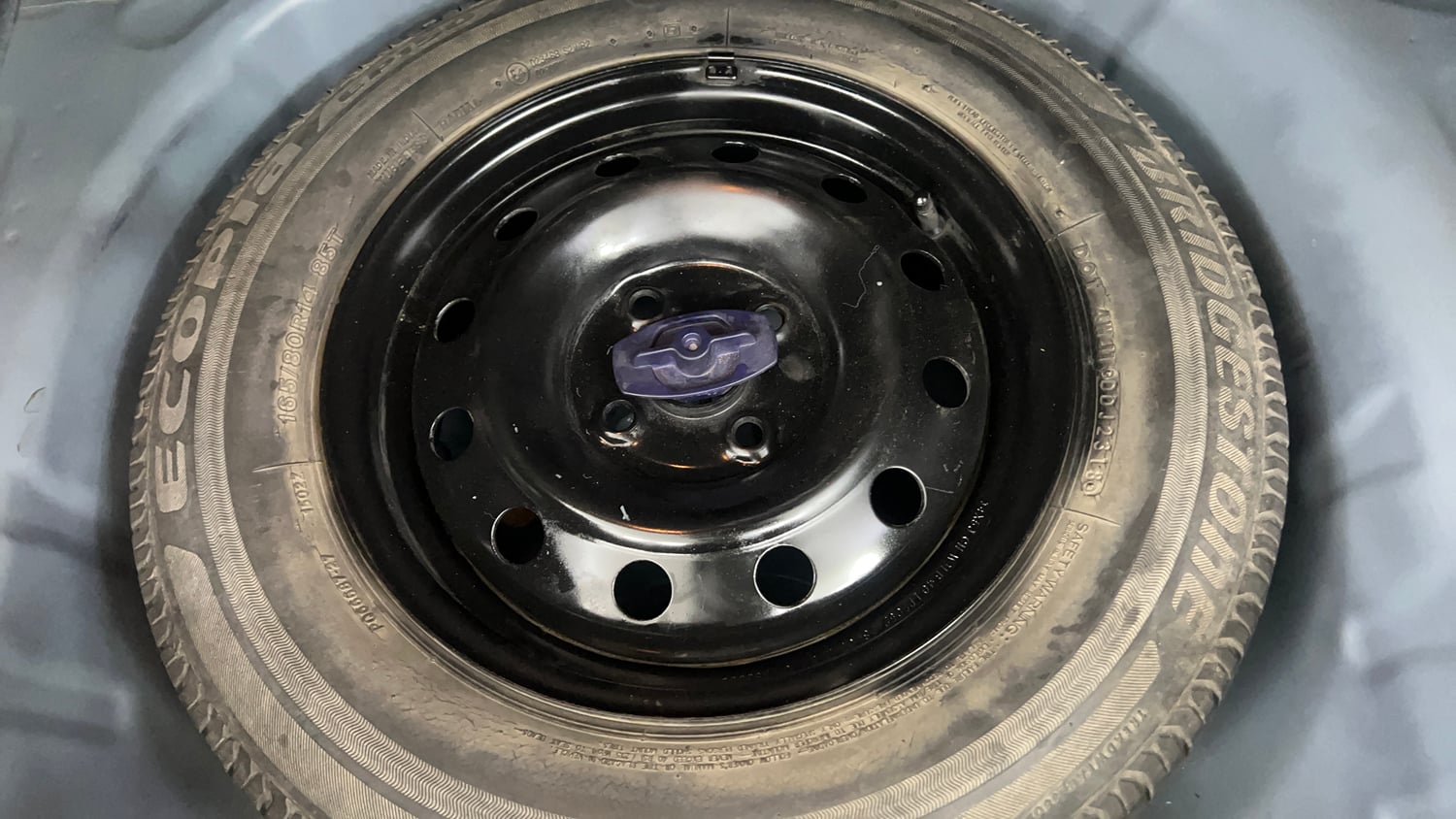 Used 2018 Maruti Suzuki Dzire VXi Petrol Manual tyres SPARE TYRE VIEW