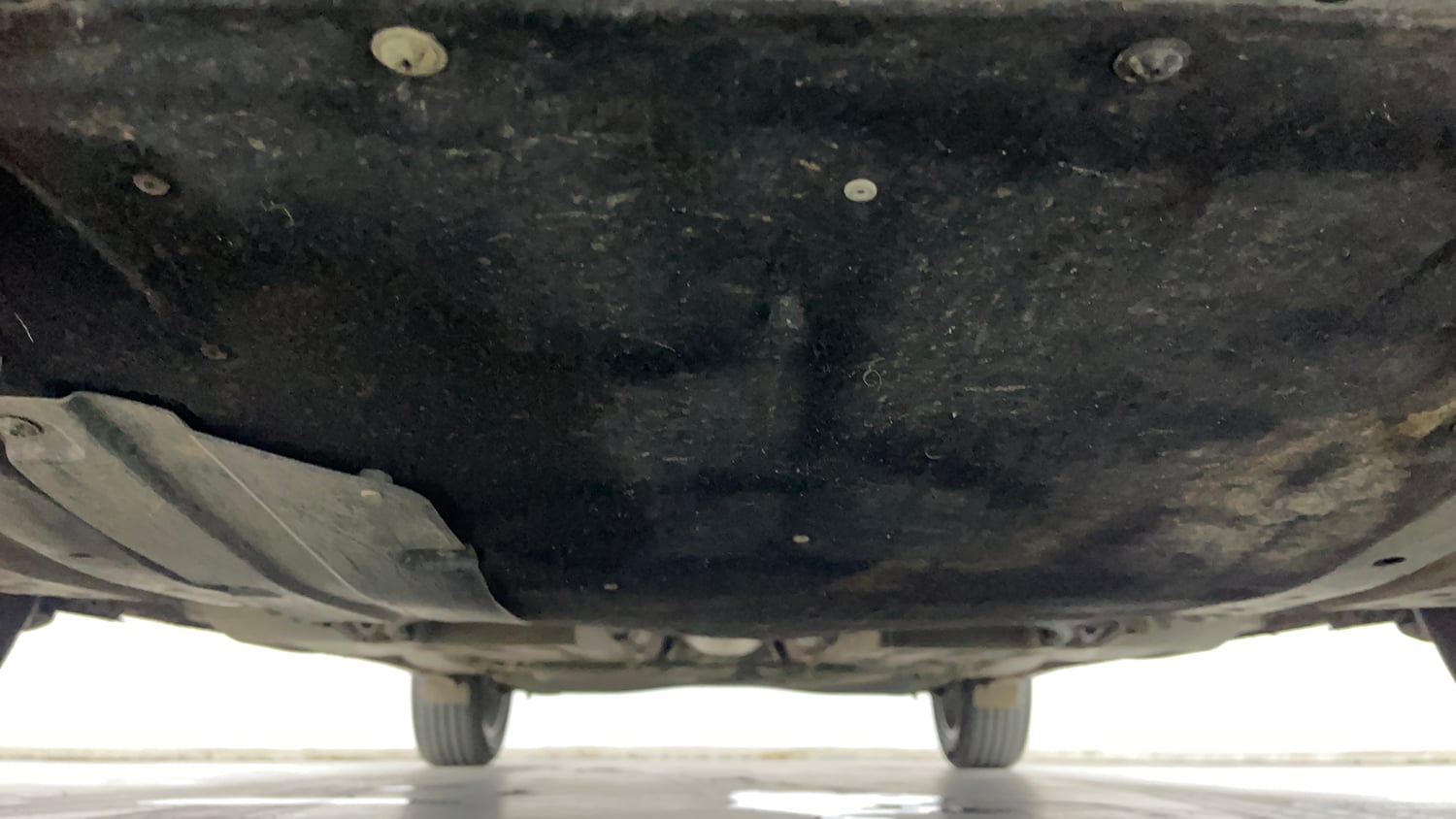 Used 2024 Maruti Suzuki Baleno Alpha MT Petrol Manual extra FRONT LEFT UNDERBODY VIEW
