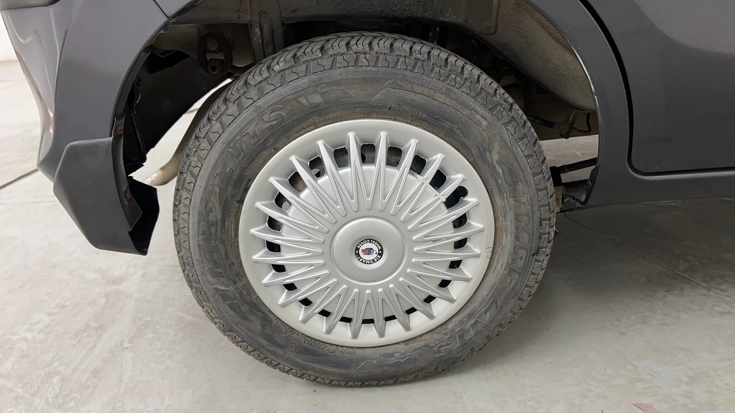 Used 2020 Maruti Suzuki Alto 800 Vxi Plus Petrol Manual tyres RIGHT REAR TYRE RIM VIEW