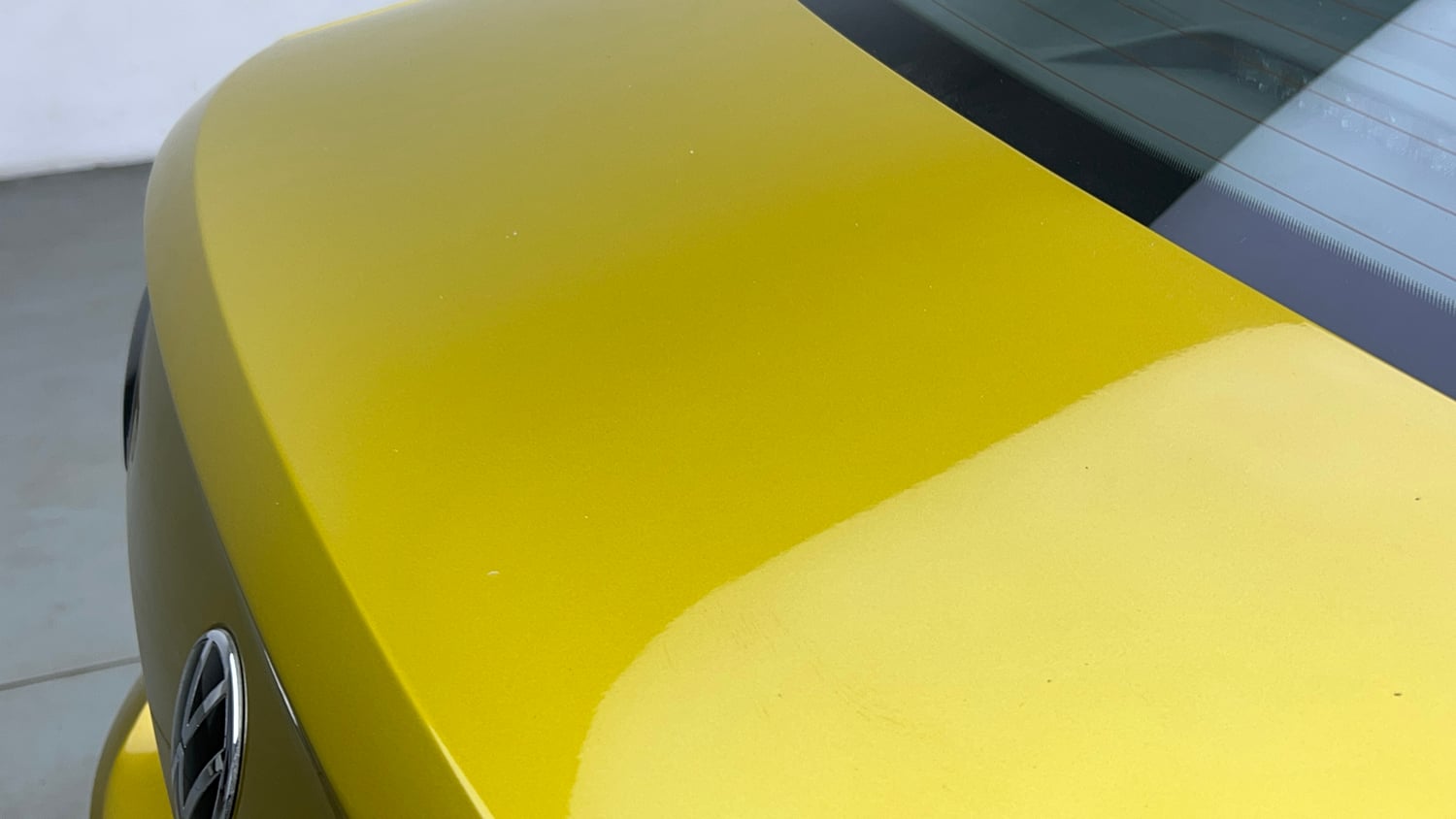 Used 2023 Volkswagen Virtus Highline 1.0 TSI AT Petrol Automatic dents MINOR DENT