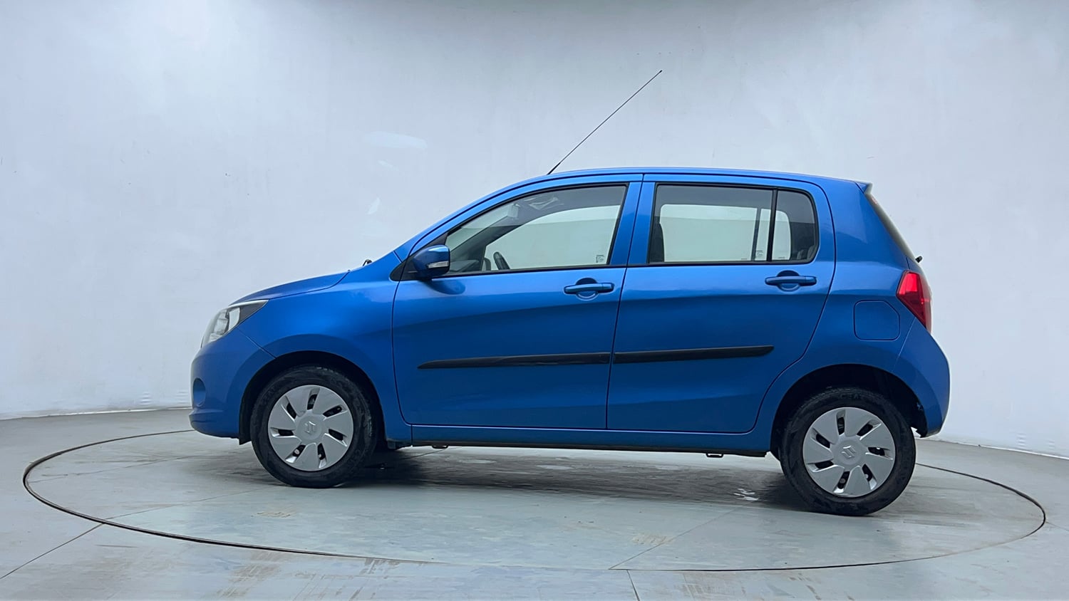 Used 2016 Maruti Suzuki Celerio ZXi AMT Petrol Automatic exterior LEFT SIDE VIEW