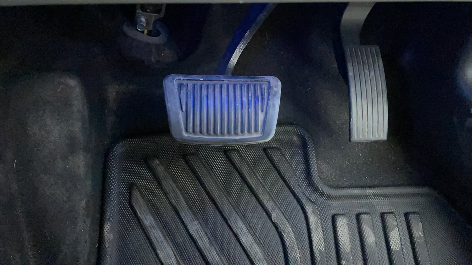 Used 2023 Hyundai Grand i10 Nios Sportz 1.2 Kappa AMT Petrol Automatic interior PEDALS VIEW