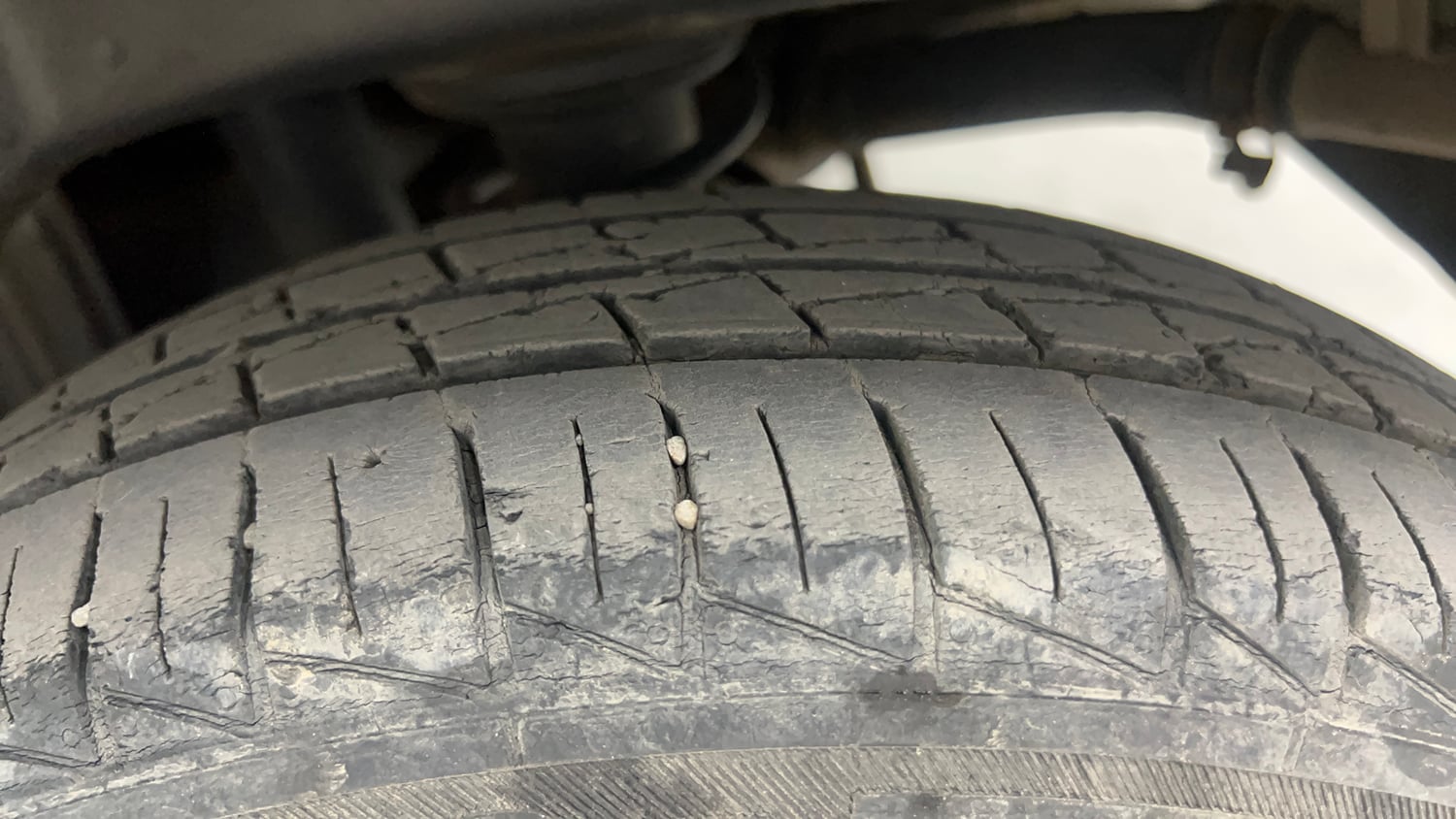 Used 2020 Maruti Suzuki Alto 800 Vxi Plus Petrol Manual tyres LEFT REAR TYRE TREAD VIEW