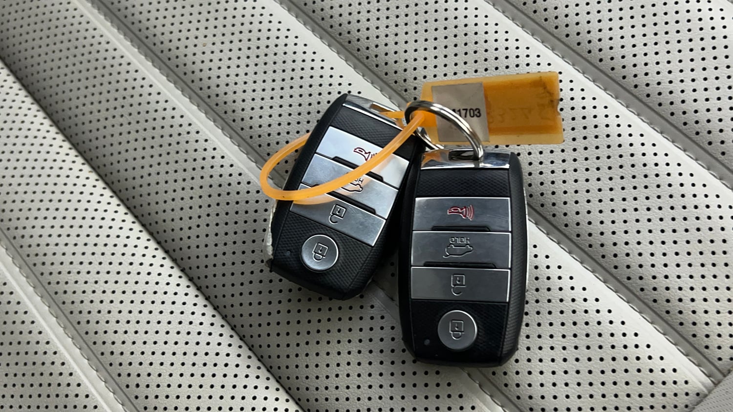 Used 2019 kia Seltos GTX Plus DCT 1.4 Petrol Automatic extra CAR KEY VIEW