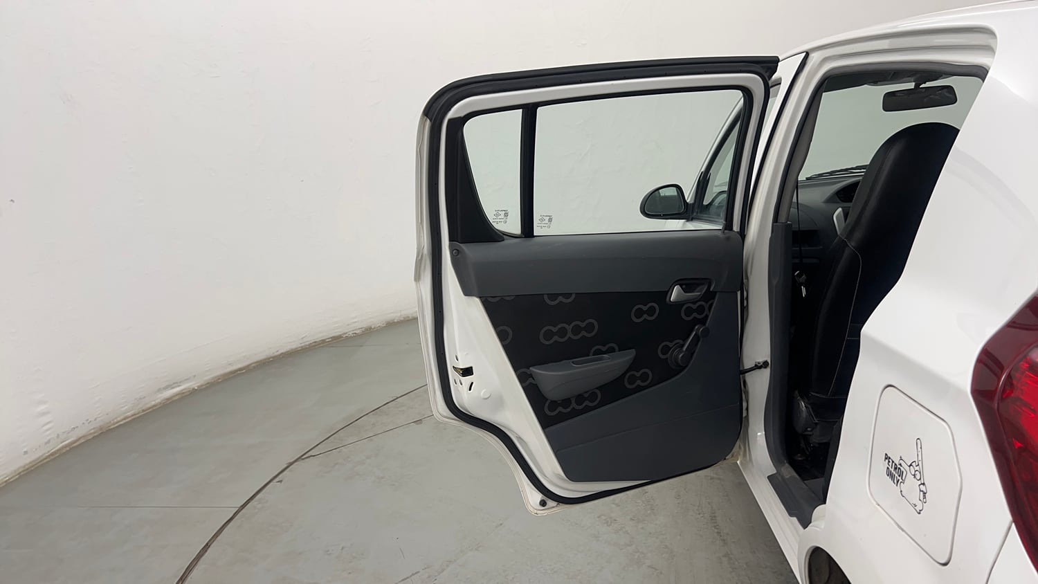 Used 2014 Maruti Suzuki Alto 800 Lxi Petrol Manual interior LEFT REAR DOOR OPEN VIEW