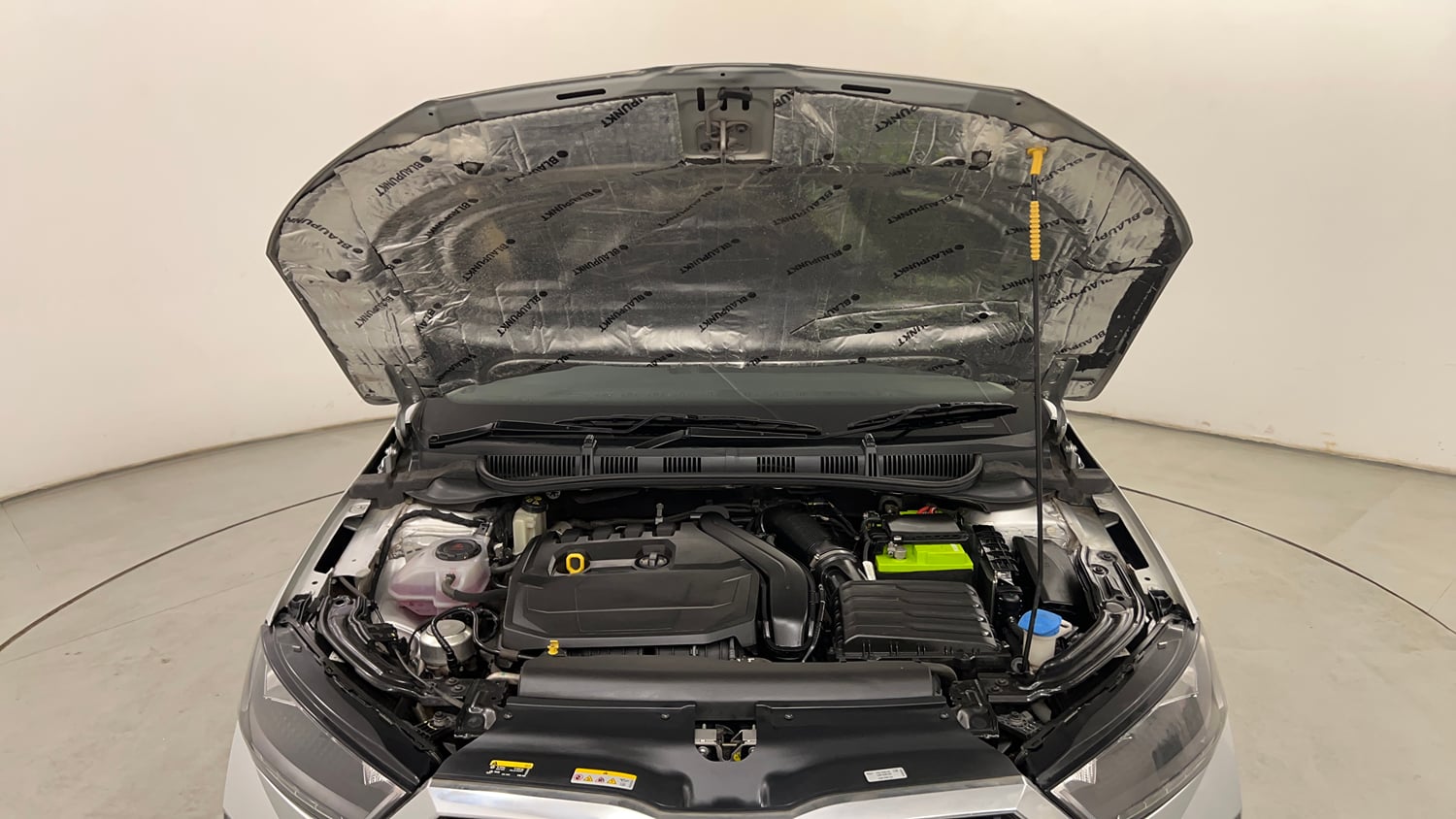 Used 2023 Skoda Slavia Ambition 1.5L TSI MT Petrol Manual engine ENGINE & BONNET OPEN FRONT VIEW