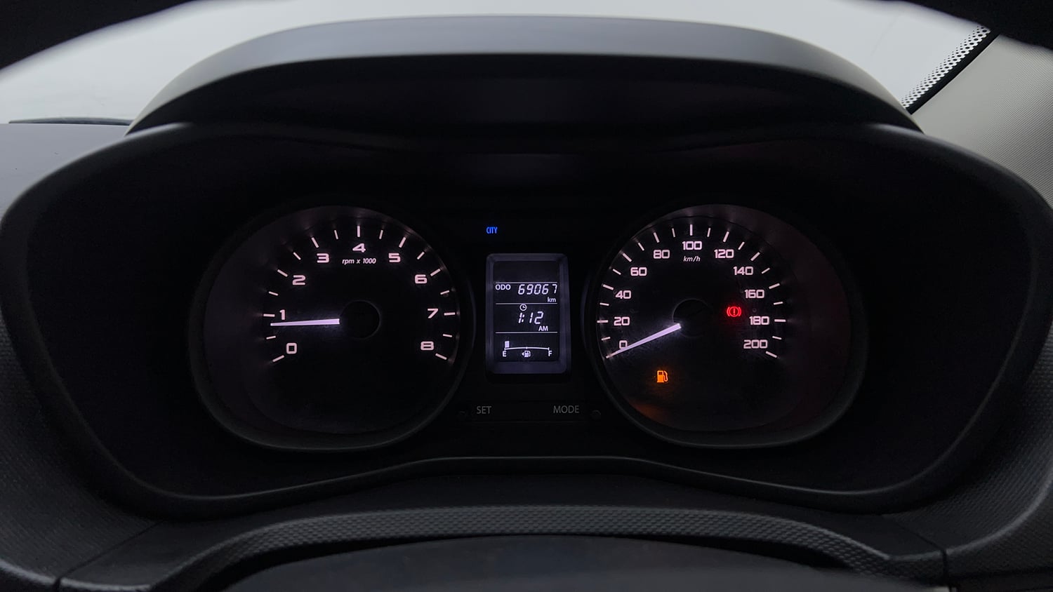 Used 2018 Tata Nexon XM Petrol Manual interior CLUSTERMETER VIEW