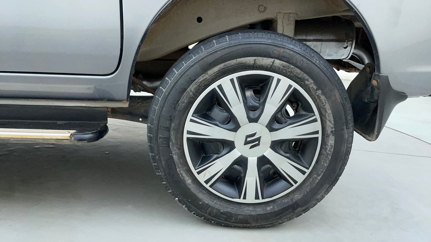 Used 2021 Maruti Suzuki Eeco 5 STR WITH A/C+HTR Petrol Manual tyres LEFT REAR TYRE RIM VIEW