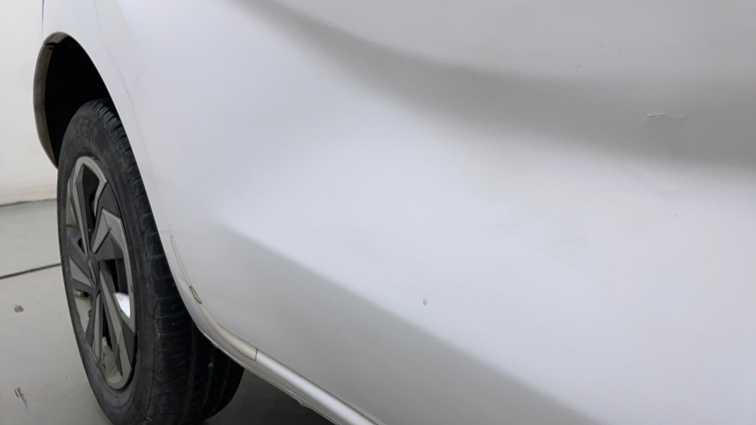 Used 2022 Datsun Redi-GO T(O) 1.0 Petrol Manual dents MINOR SCRATCH