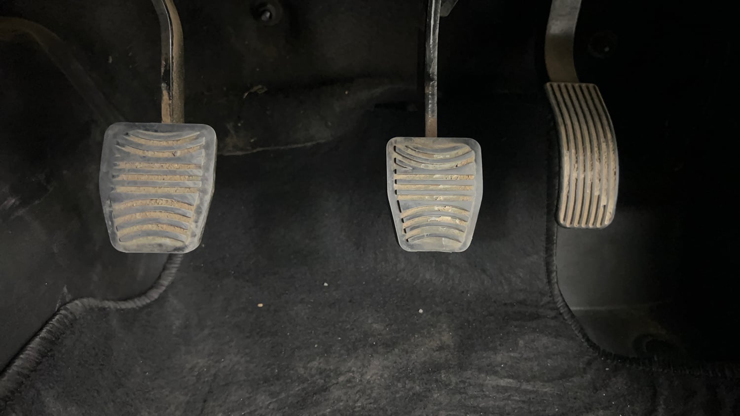 Used 2022 mahindra Thar LX Hard Top Petrol MT 4WD Petrol Manual interior PEDALS VIEW