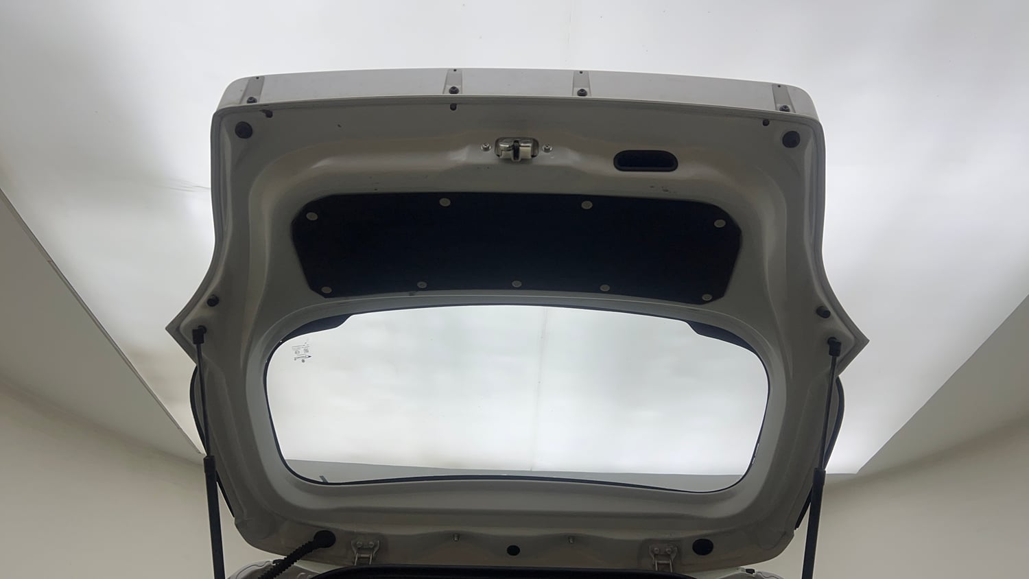 Used 2019 Maruti Suzuki Celerio VXi Petrol Manual interior DICKY DOOR OPEN VIEW
