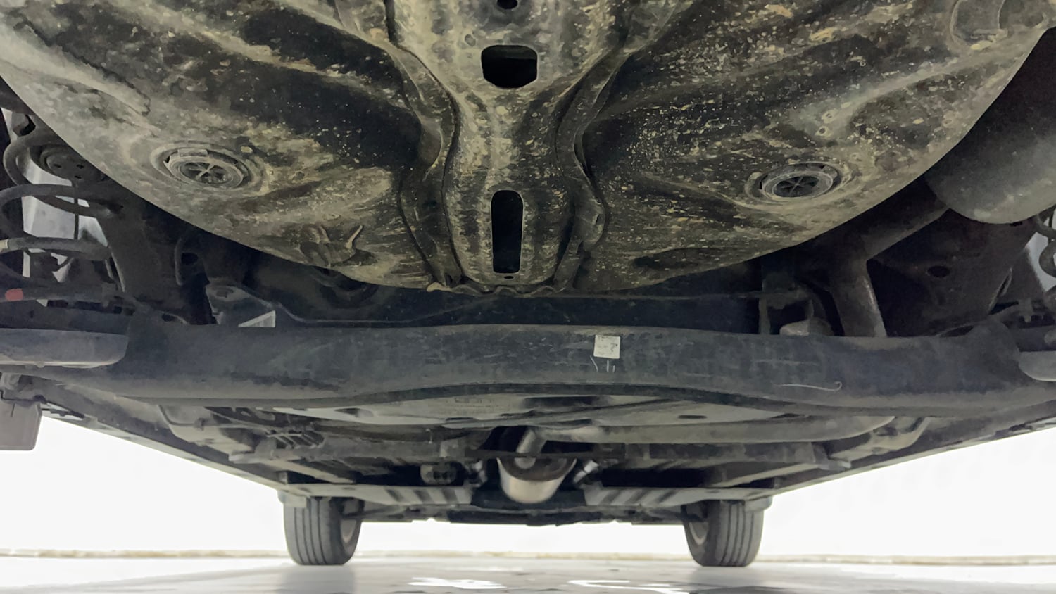 Used 2024 Maruti Suzuki Fronx Alpha 1.0L Turbo 6 AT Petrol Automatic extra REAR UNDERBODY VIEW (TAKEN FROM REAR)