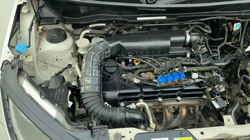 Used 2018 Maruti Suzuki Ignis Sigma MT Petrol+CNG ( Outside Fitted) Cng Manual engine ENGINE RIGHT SIDE VIEW