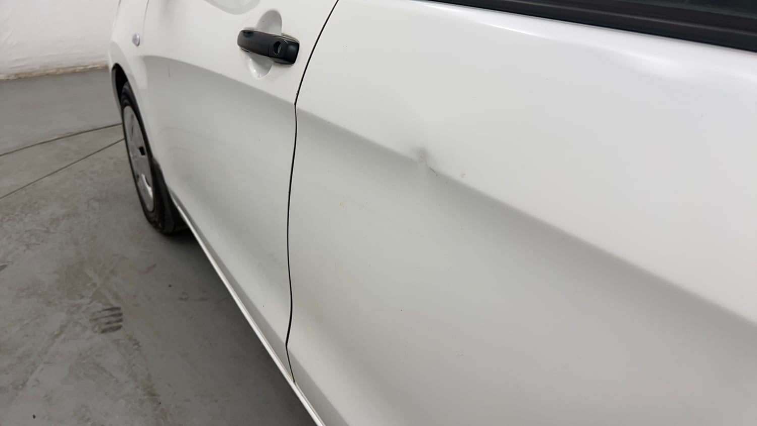 Used 2015 Maruti Suzuki Celerio VXi Petrol Manual dents MINOR DENT
