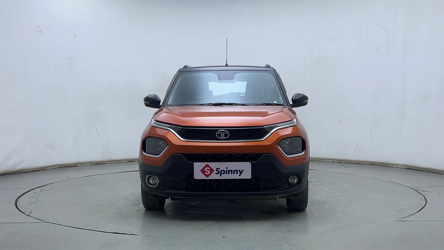 Used 2023 Tata Punch Creative Dual Tone AMT Petrol Automatic exterior FRONT VIEW