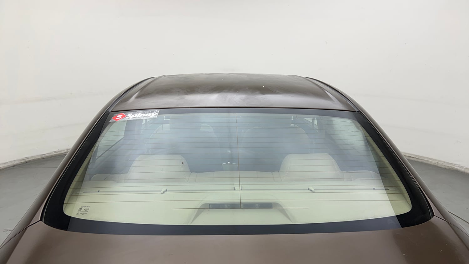 Used 2016 Maruti Suzuki Ciaz ZXi Petrol Manual exterior BACK WINDSHIELD VIEW