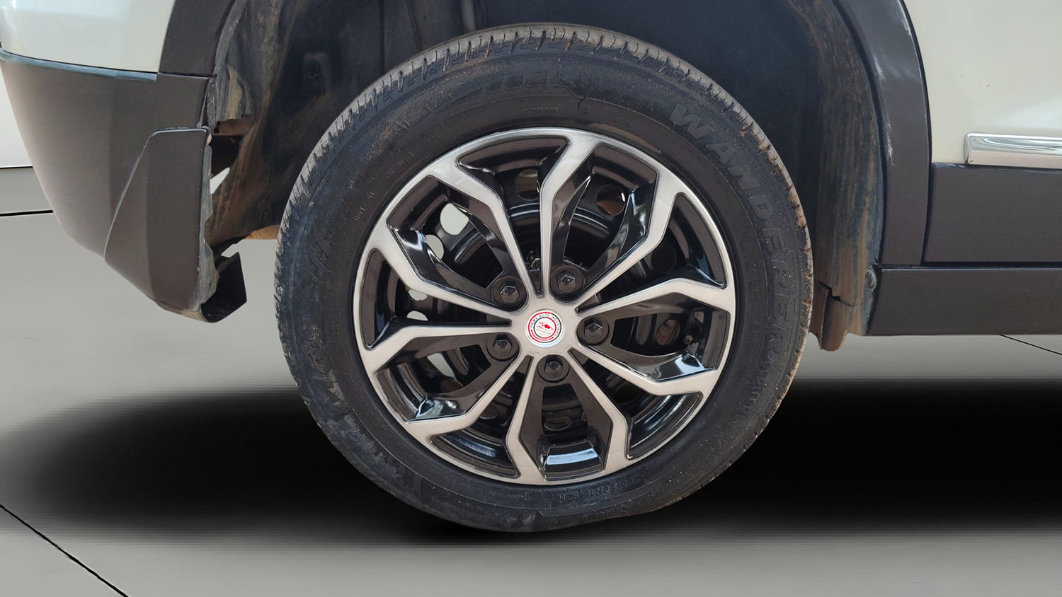 Used 2021 Toyota Urban Cruiser Mid Grade MT Petrol Manual tyres RIGHT REAR TYRE RIM VIEW