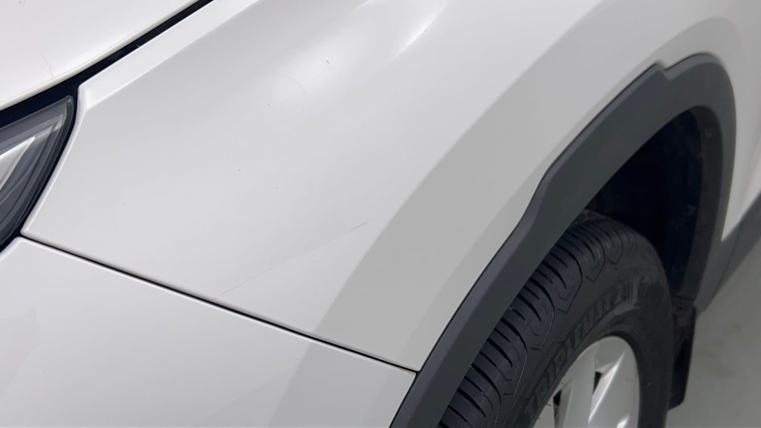 Used 2025 Skoda Kylaq Signature Plus AT Petrol Automatic dents MINOR DENT