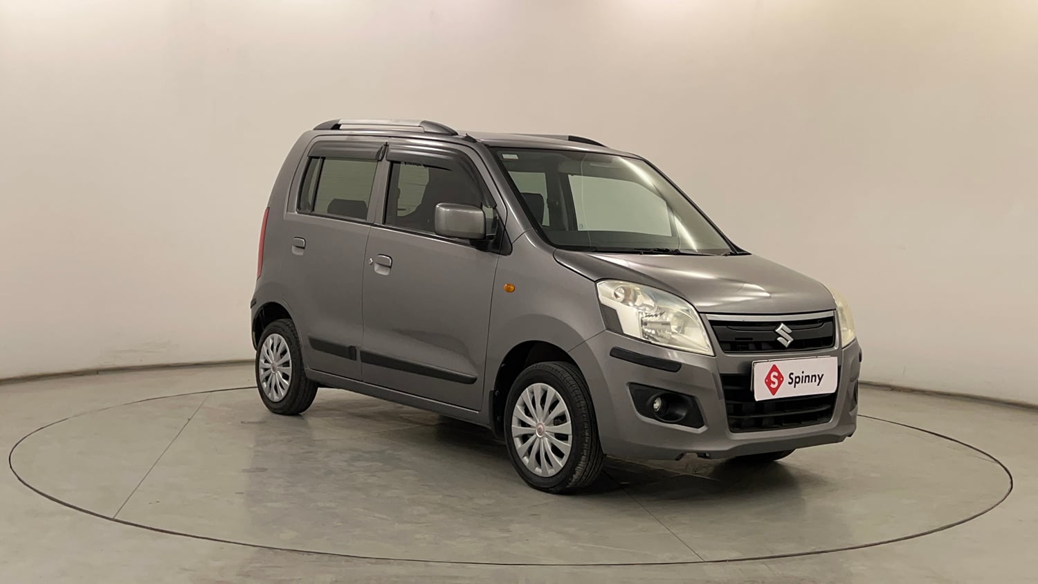 Used 2017 Maruti Suzuki Wagon R VXI Petrol Manual exterior RIGHT FRONT CORNER VIEW