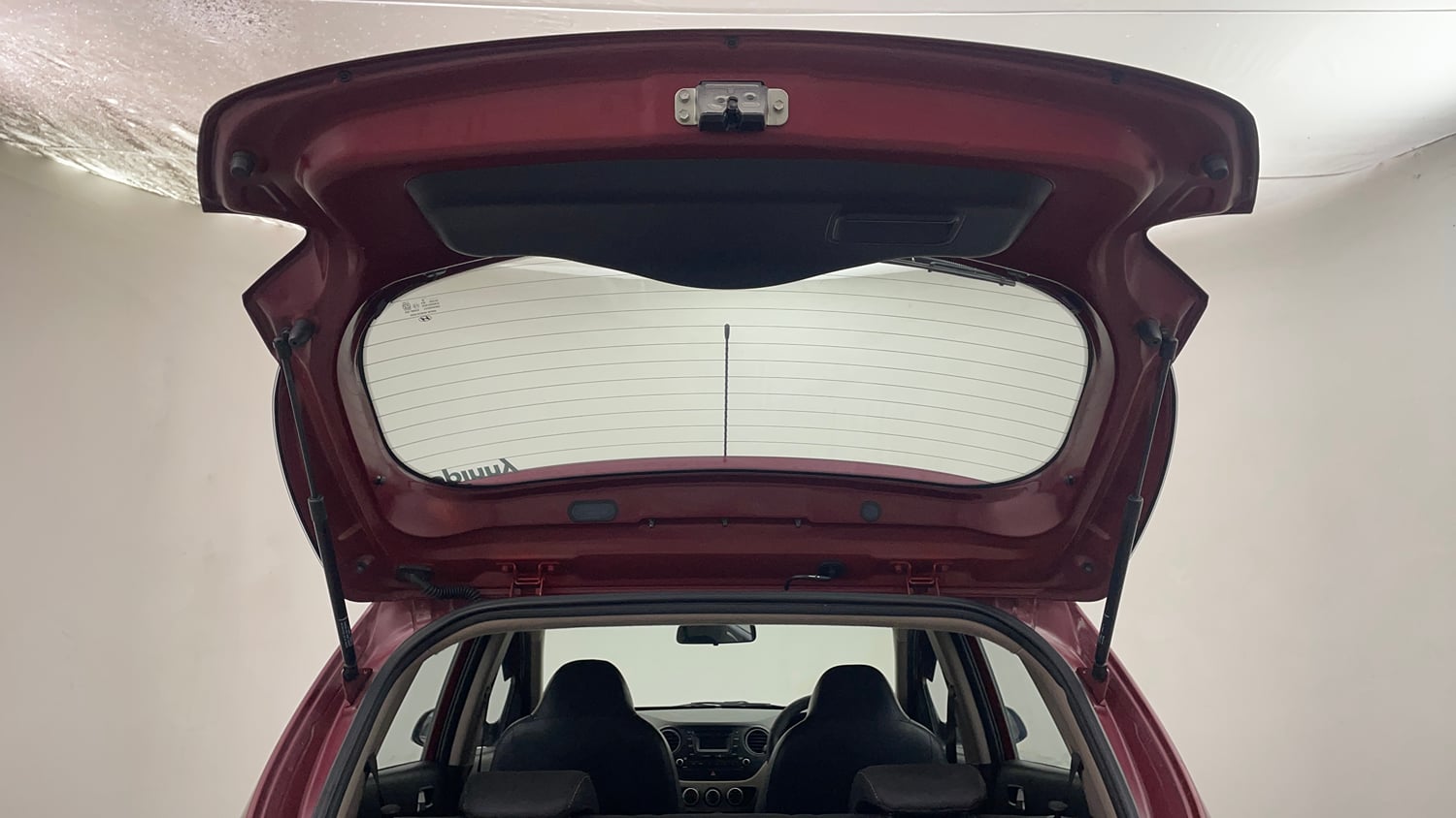 Used 2015 Hyundai Grand i10 Asta AT 1.2 Kappa VTVT Petrol Automatic interior DICKY DOOR OPEN VIEW