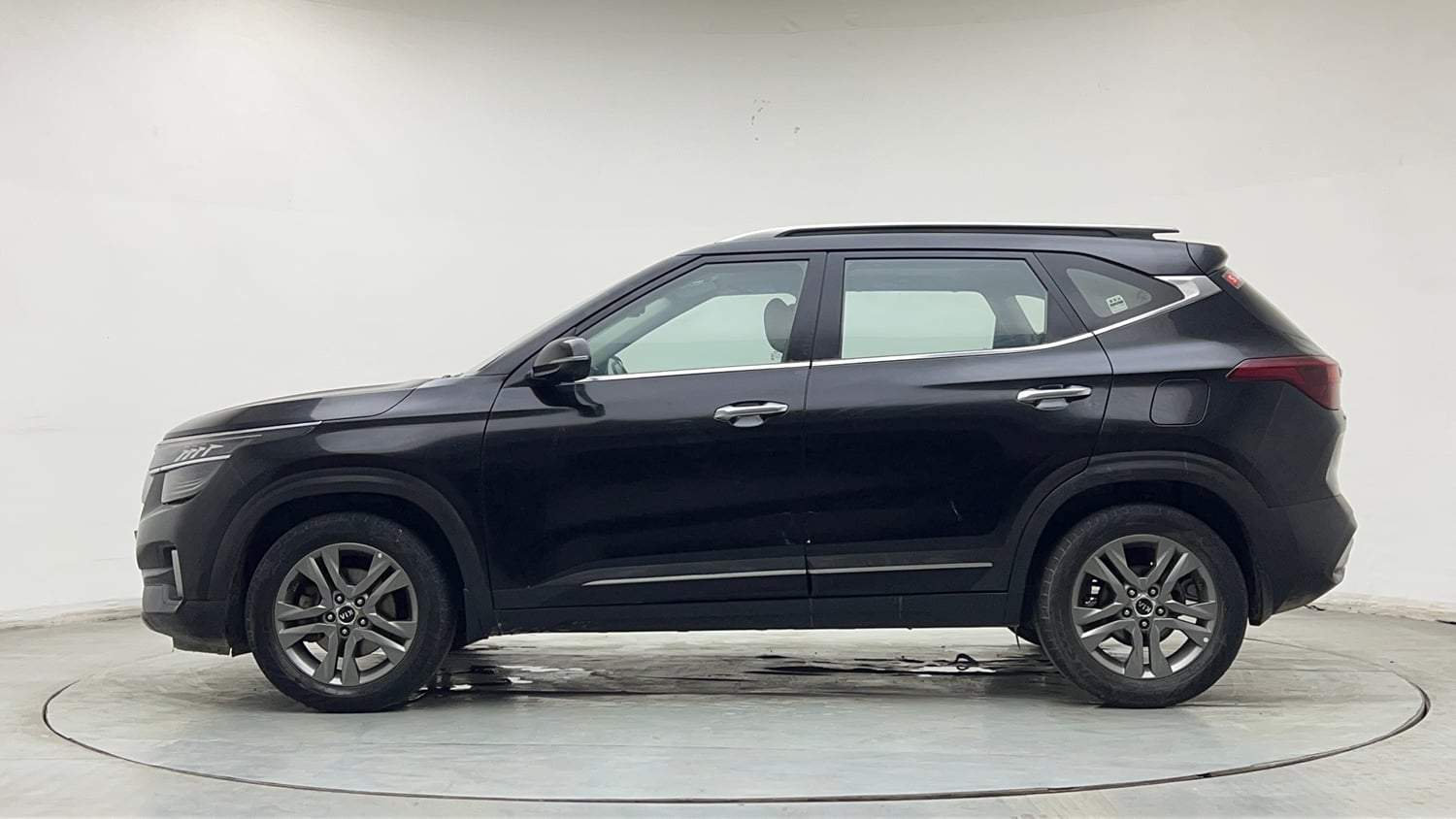 Used 2021 kia Seltos HTX IVT 1.5 Petrol Automatic exterior LEFT SIDE VIEW