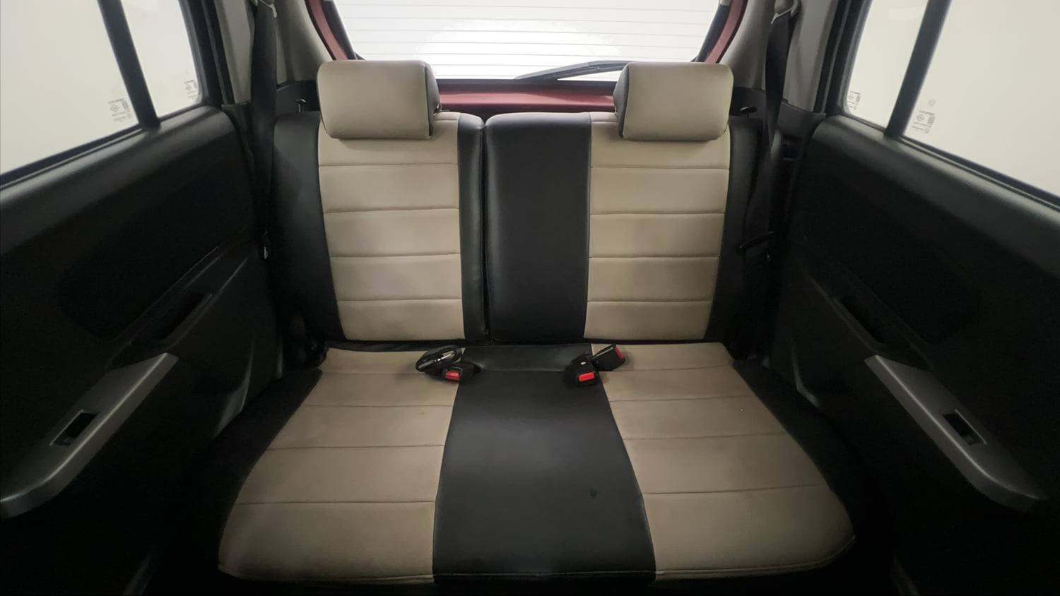 Used 2012 Maruti Suzuki Wagon R 1.0 VXi Petrol Manual interior REAR SEAT CONDITION VIEW