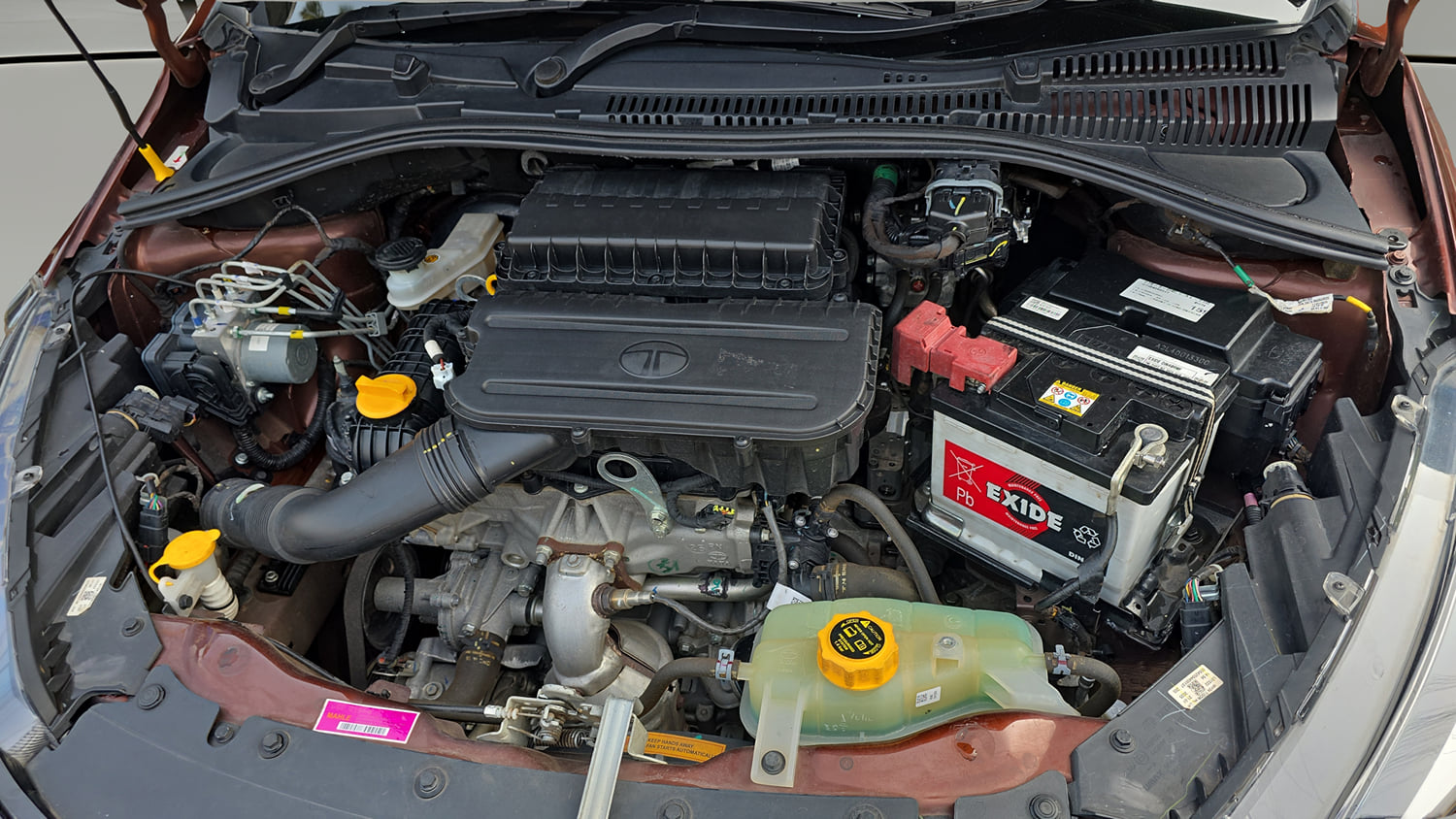 Used 2025 Tata Tigor XZA Plus iCNG Cng Automatic engine ENGINE LEFT SIDE VIEW