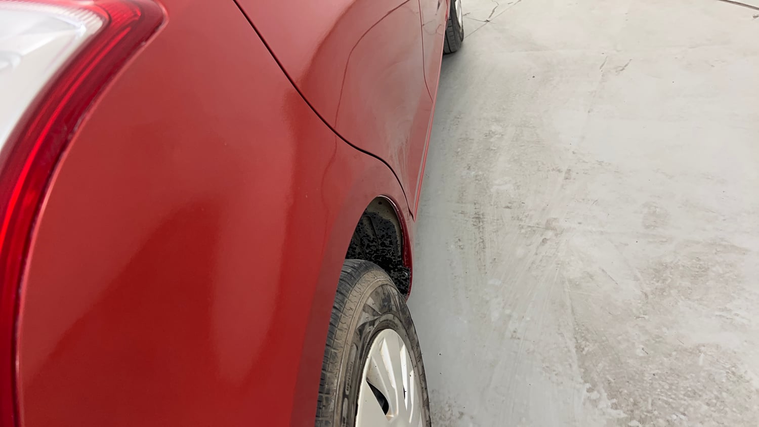 Used 2014 Maruti Suzuki Swift VXi Petrol Manual dents MINOR DENT