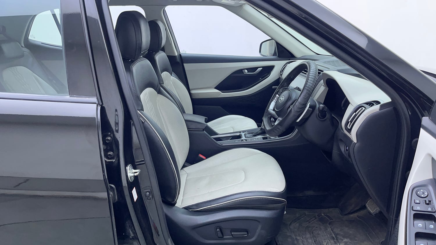 Used 2021 Hyundai Creta SX (O) 1.5 Petrol IVT Petrol Automatic interior RIGHT SIDE FRONT DOOR CABIN VIEW