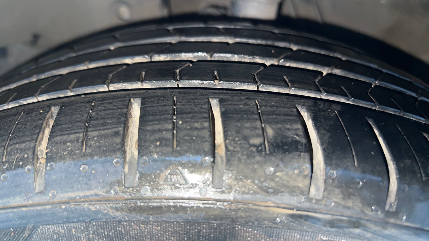 Used 2017 Honda City ZX CVT Petrol Petrol Automatic tyres LEFT FRONT TYRE TREAD VIEW