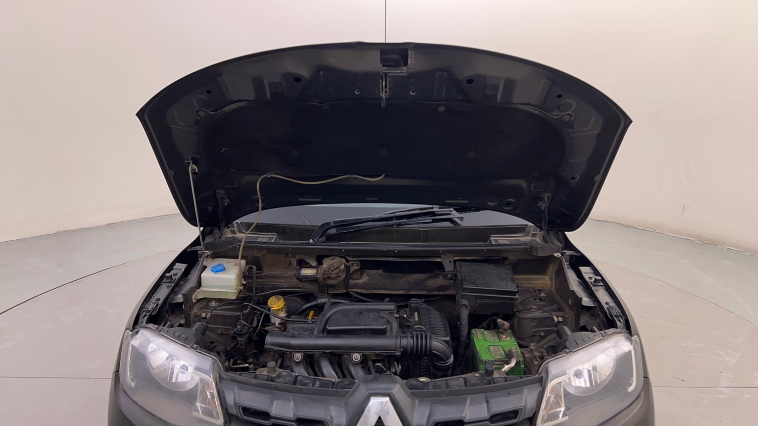 Used 2017 Renault Kwid 1.0 RXL AMT Petrol Automatic engine ENGINE & BONNET OPEN FRONT VIEW