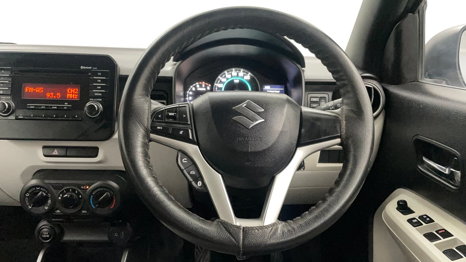 Used 2022 Maruti Suzuki Ignis Delta 1.2 MT Petrol Manual interior STEERING VIEW