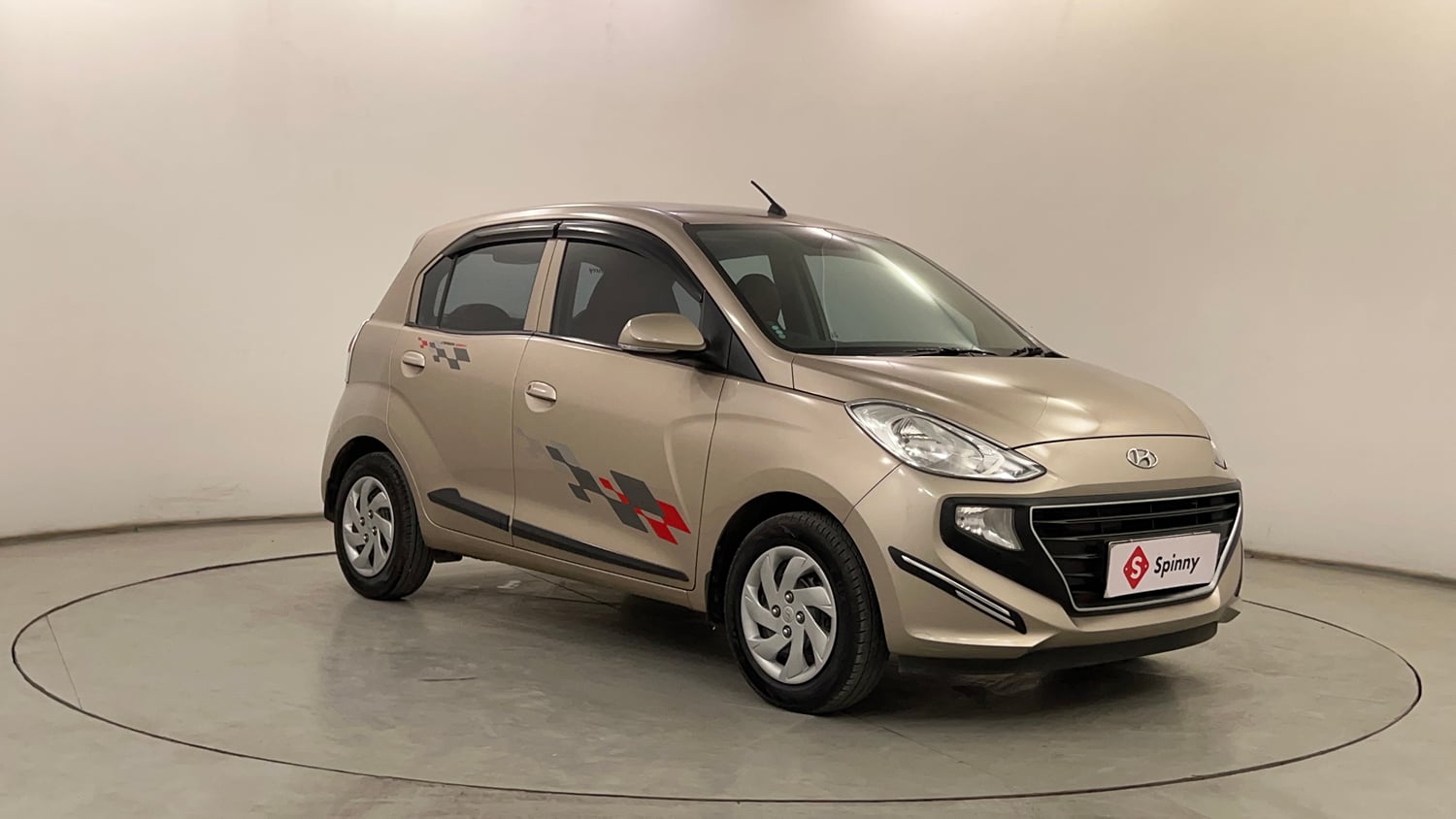 Used 2019 Hyundai Santro Sportz Petrol Manual exterior RIGHT FRONT CORNER VIEW