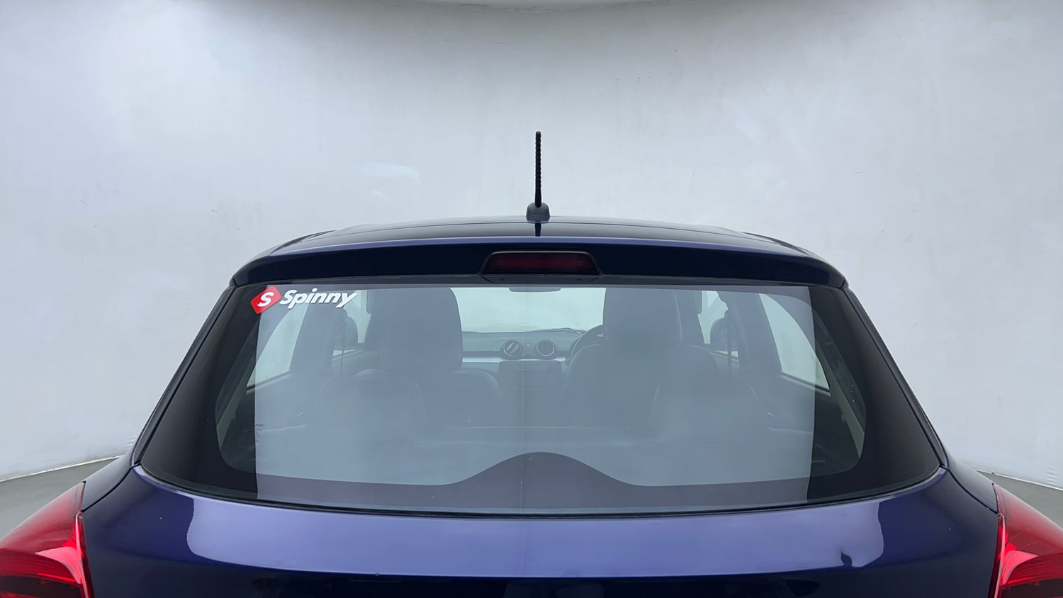 Used 2019 Maruti Suzuki Swift VXi AMT Petrol Automatic exterior BACK WINDSHIELD VIEW