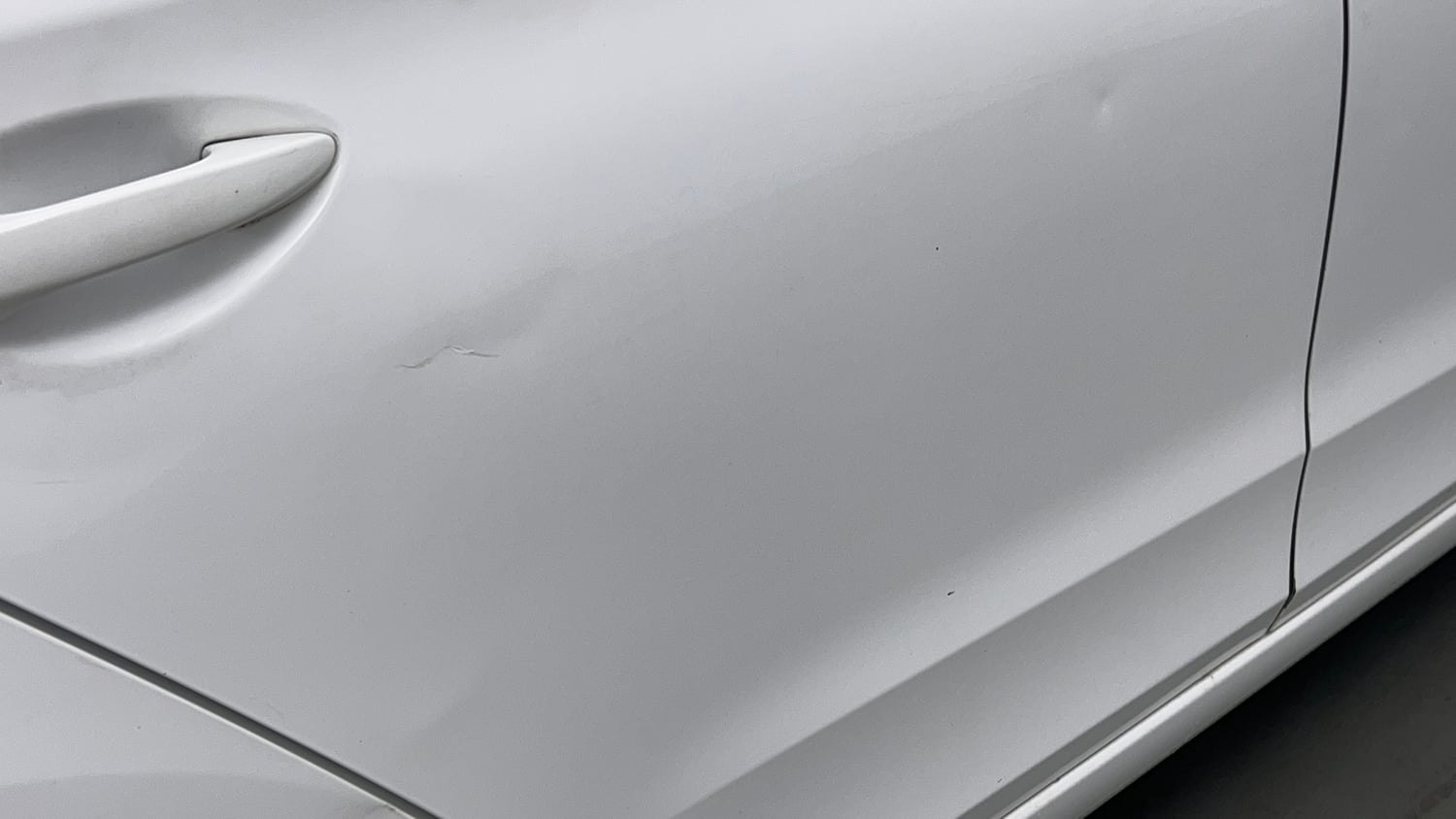 Used 2019 Hyundai Elite i20 Magna Plus 1.2 Petrol Manual dents MINOR DENT