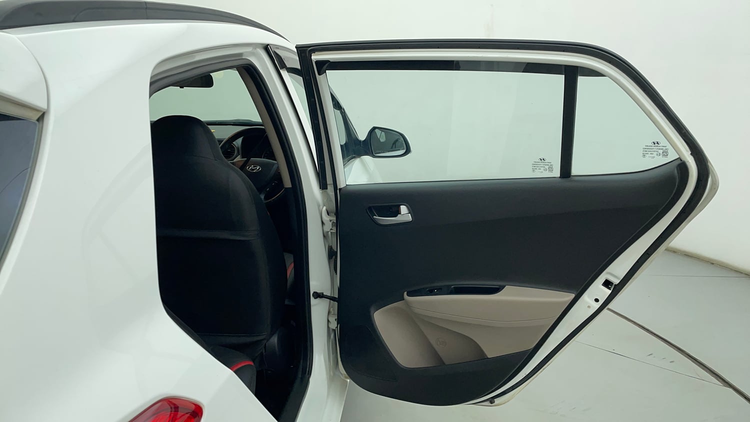 Used 2016 Hyundai Grand i10 Asta 1.2 Kappa VTVT Petrol Manual interior RIGHT REAR DOOR OPEN VIEW