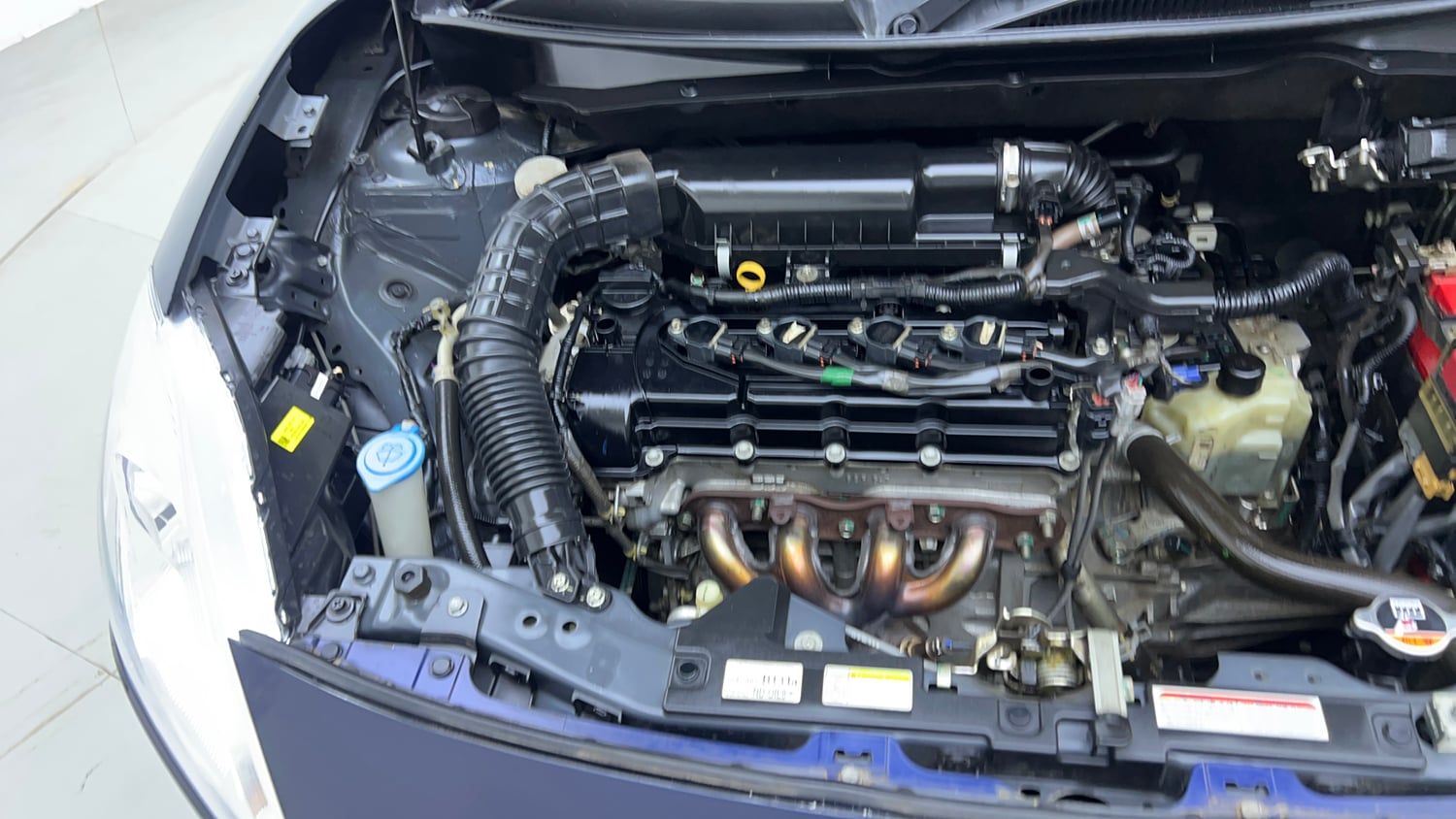 Used 2019 Maruti Suzuki Swift VXi AMT Petrol Automatic engine ENGINE RIGHT SIDE VIEW