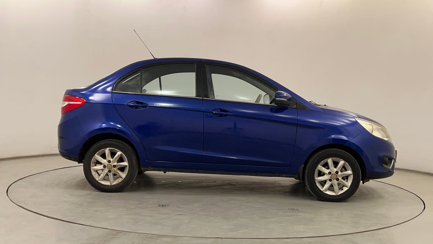 Used 2020 Tata Zest XT Petrol Petrol Manual exterior RIGHT SIDE VIEW