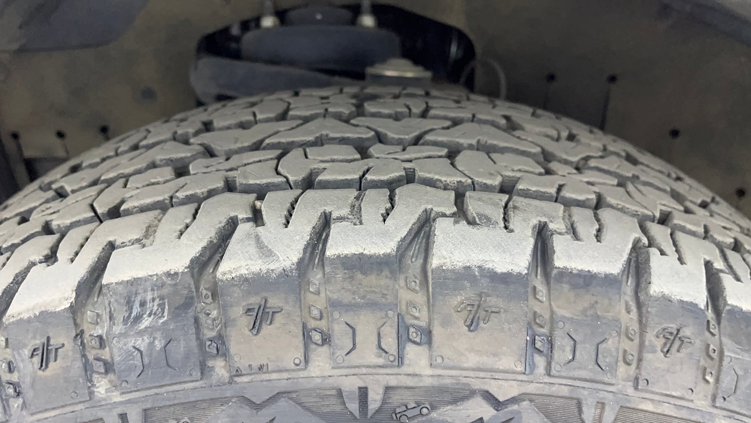Used 2026 Mahindra Thar Roxx AX7 L Diesel AT 2WD Diesel Automatic tyres LEFT FRONT TYRE TREAD VIEW
