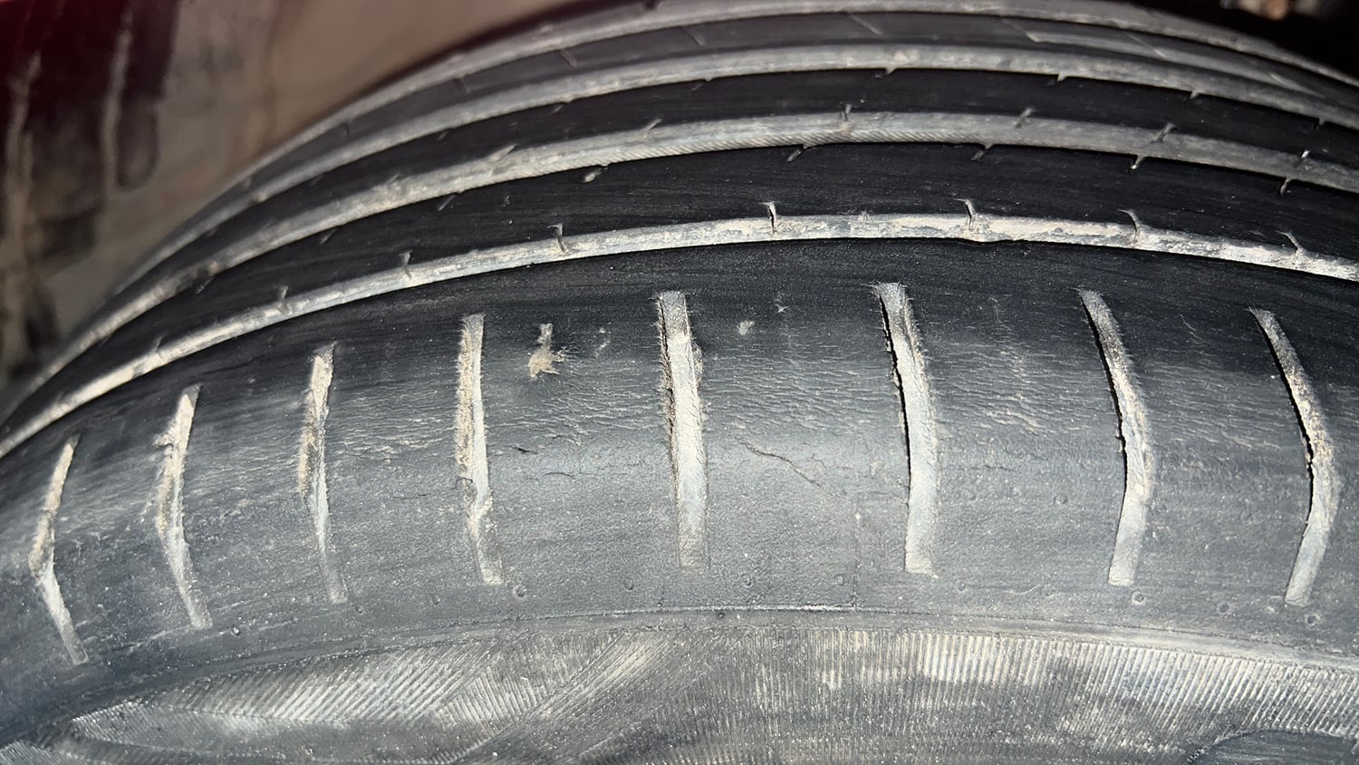 Used 2019 Toyota Glanza V CVT Petrol Automatic tyres RIGHT FRONT TYRE TREAD VIEW