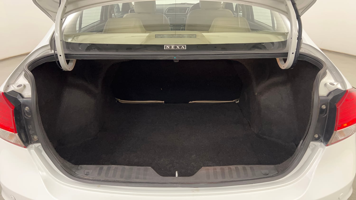 Used 2018 Maruti Suzuki Ciaz Delta 1.4 AT Petrol Automatic interior DICKY INSIDE VIEW