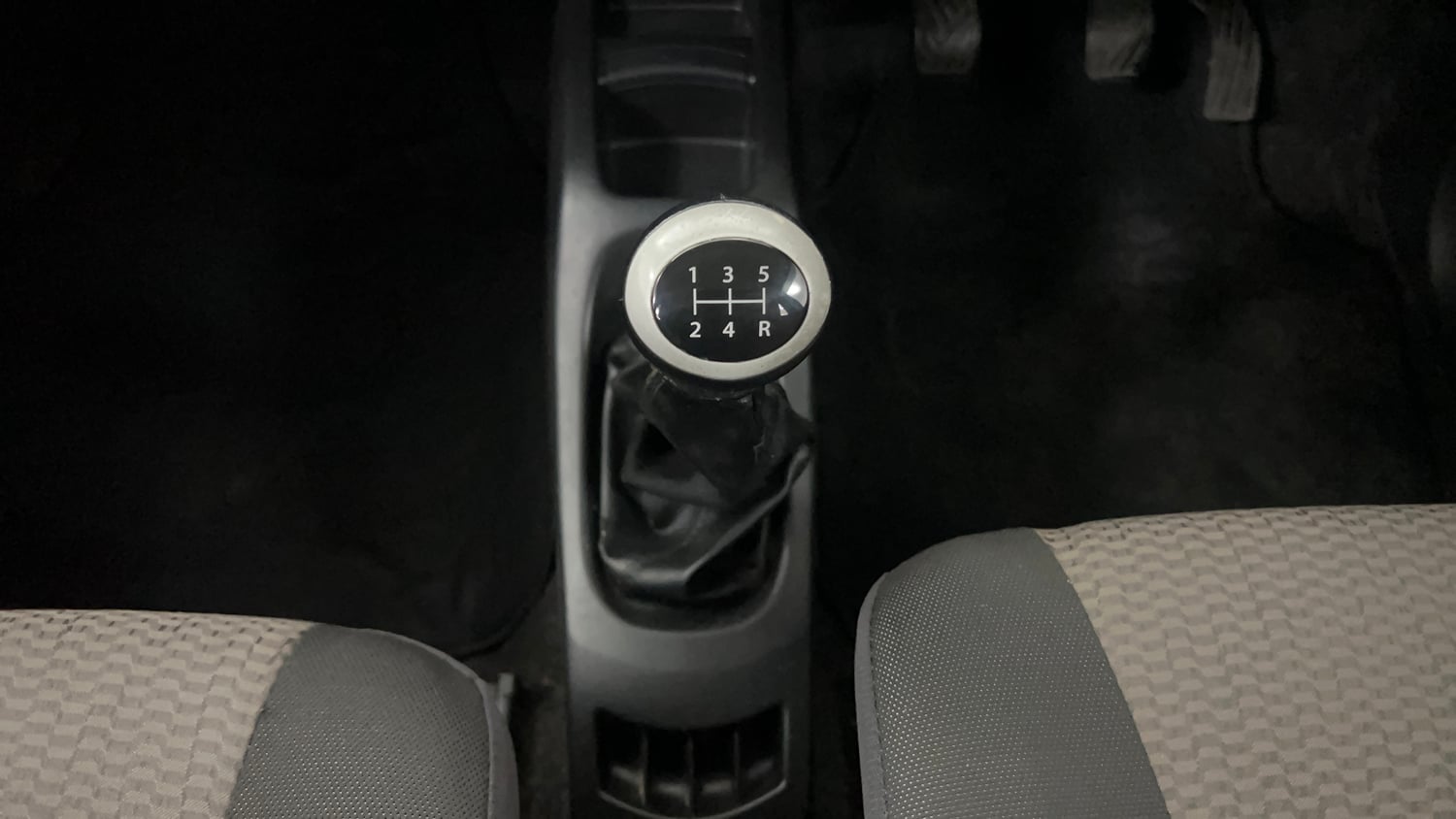 Used 2015 Maruti Suzuki Wagon R LXI CNG Cng Manual interior GEAR  KNOB VIEW