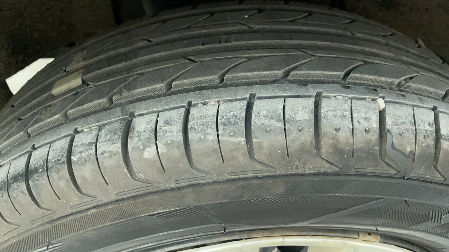 Used 2019 Maruti Suzuki Baleno Delta Petrol Manual tyres RIGHT REAR TYRE TREAD VIEW