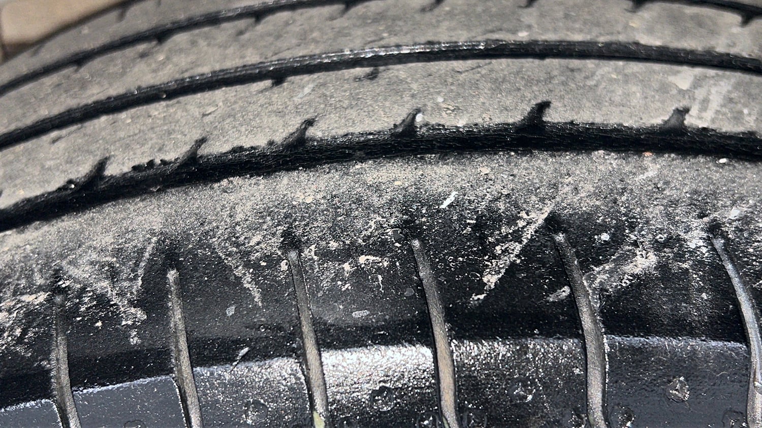 Used 2019 Hyundai Elite i20 Magna Plus 1.2 Petrol Manual tyres RIGHT REAR TYRE TREAD VIEW